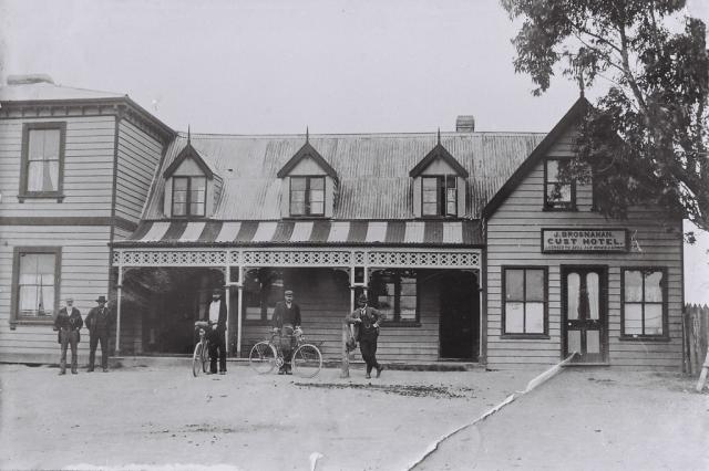 Cust Hotel ca. 1900