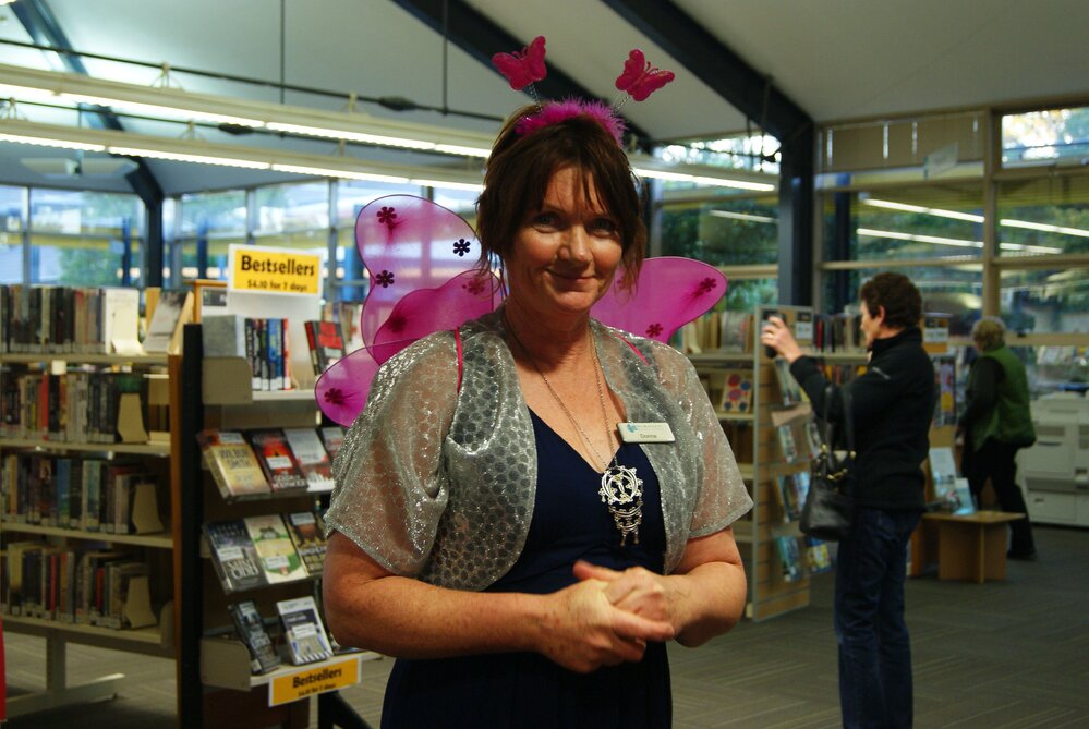 Donna McMillan at Family Night at the Rangiora Library, April 2015