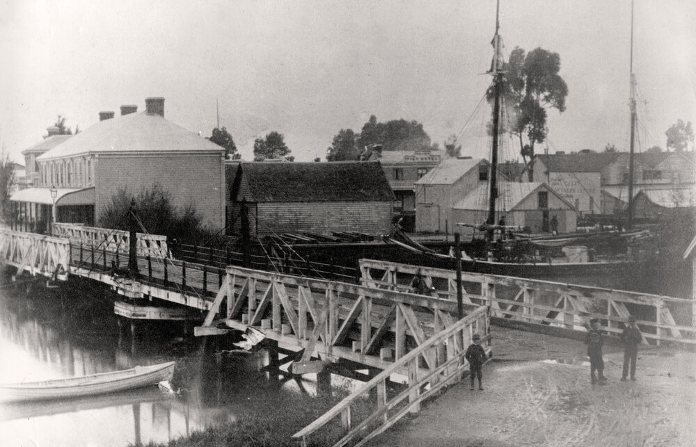 Kaiapoi bridge, 1885