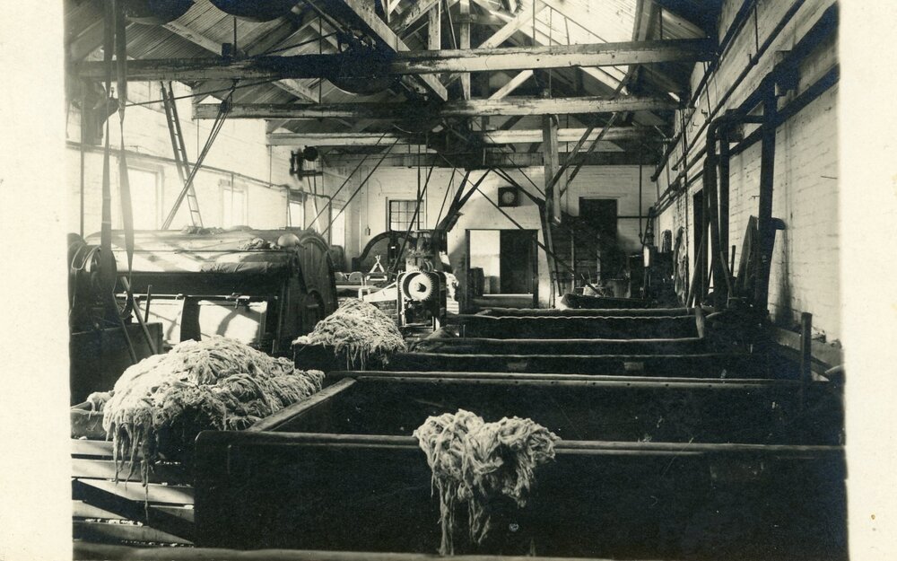 Kaiapoi Woollen Mill interior, c.1909