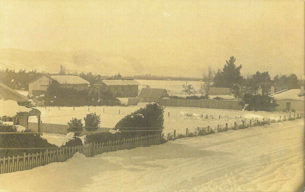West Oxford Station in the snow, Oxford, c.1918