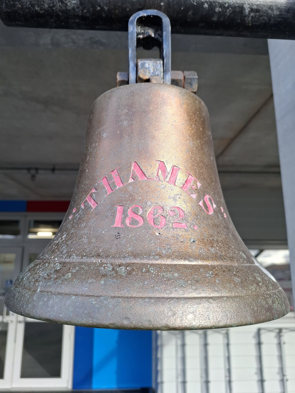 Bell from the brig "Thames" at Southbrook School