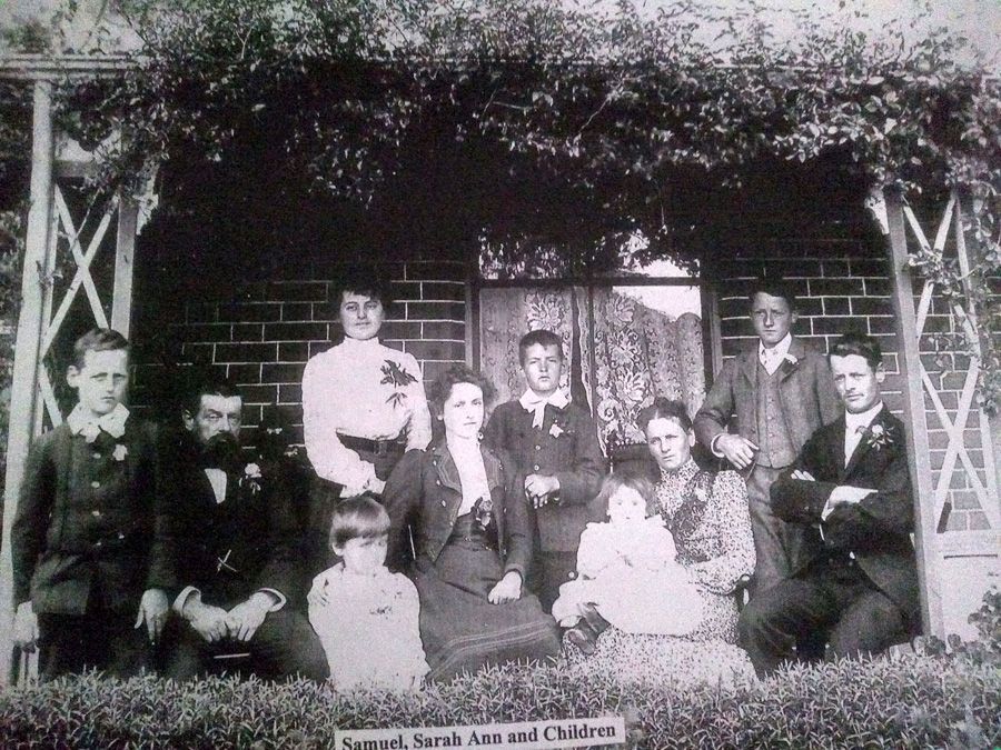 Samuel and Sarah Ann (nee Judson) Ayers and family, c.1902