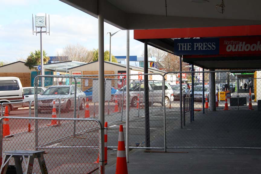 Safety barriers High Street - Rangiora