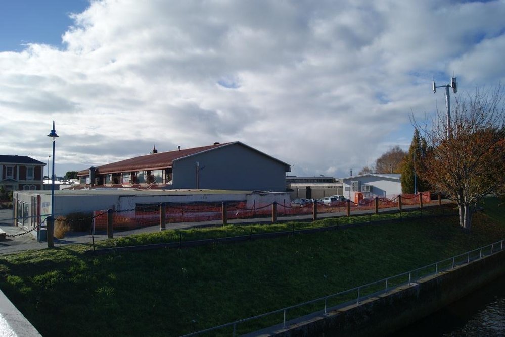 Back of Hansens Mall