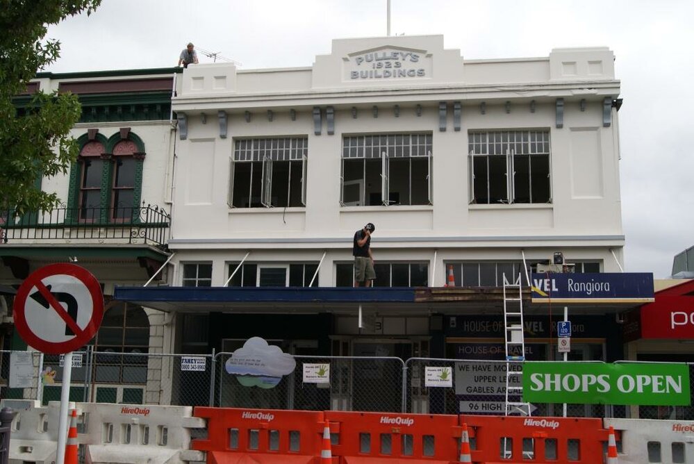 Pulley's Building just before demolition