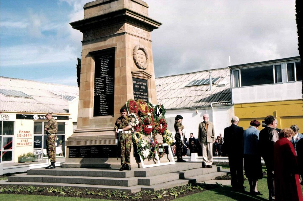  Army guard at Rangiora Cenotaph April 2000