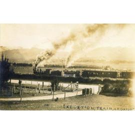 Excursion train at Oxford