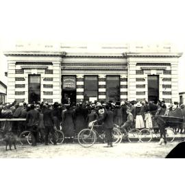Rangiora mayor addressing a crowd in front of the Borough Council Chambers, c. early 1900s