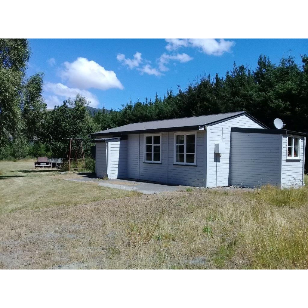 Lees Valley School Reserve