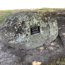 Memorial stone, View Hill School 